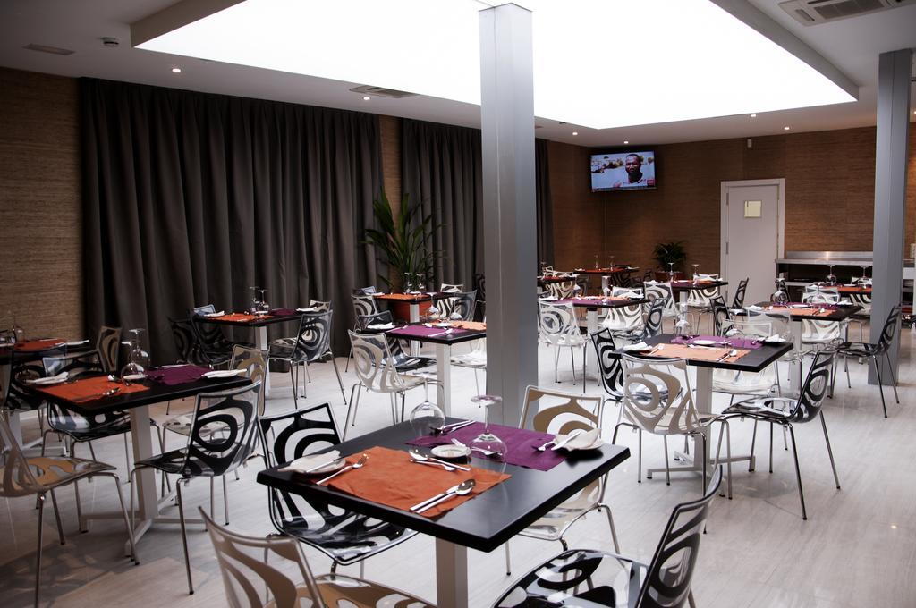 Sv Chrome Hotel Abuja Exterior photo